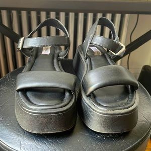 Steve Madden Platform Sandals
